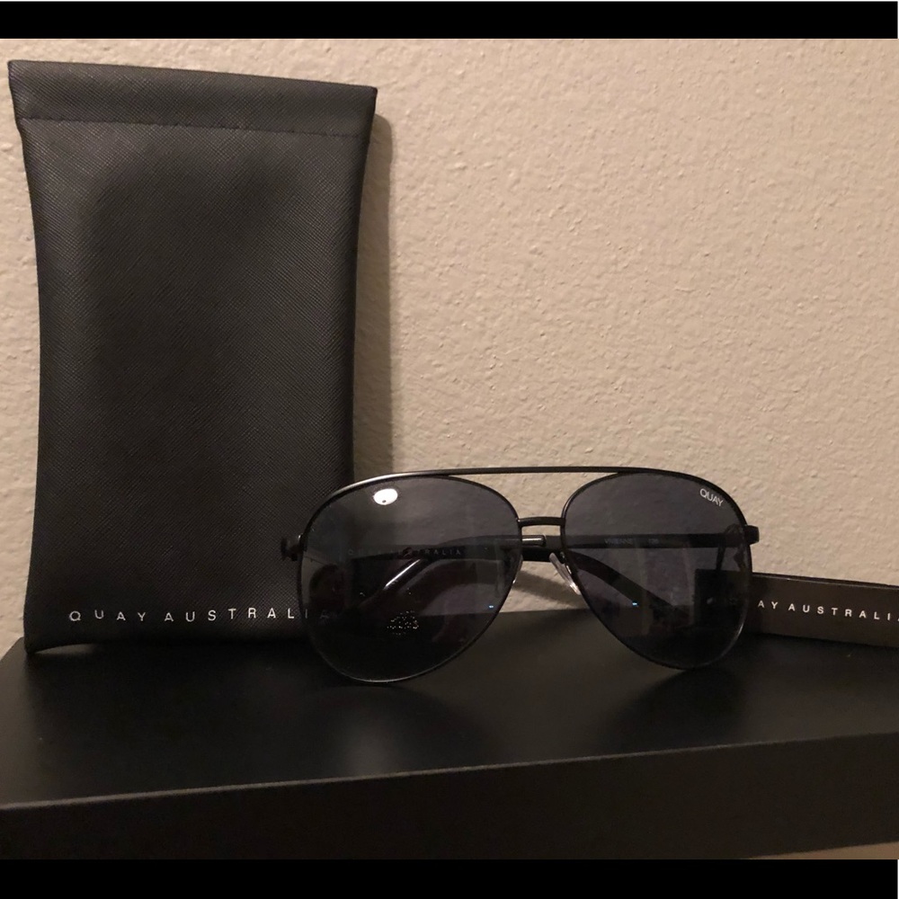 Quay Australia Vivienne sunglasses